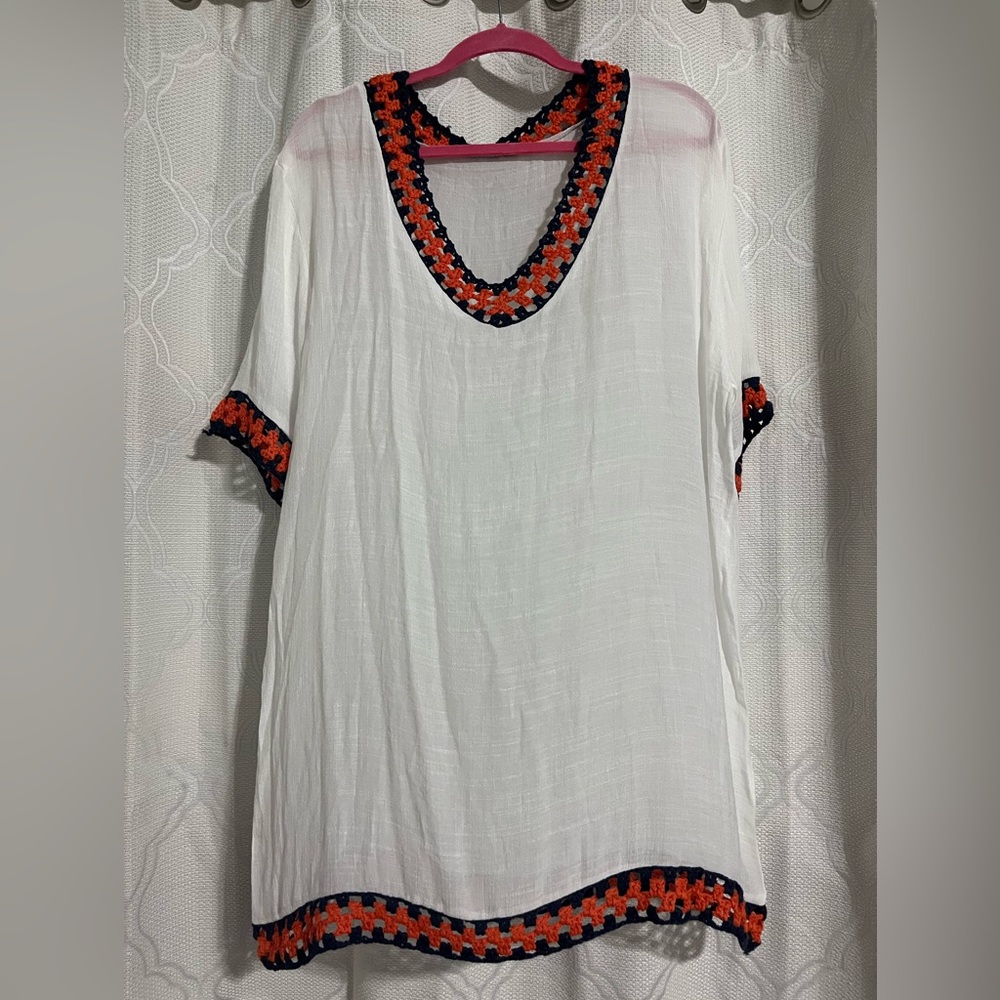 White Tunic with Orange and Navy Accents Size Large
